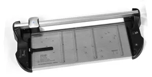 P640 - Taglierina di precisione a lama rotante - A2 luce di taglio 640 mm - capacità di taglio fino a 30 ff